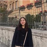 Insegnante di italiano a Roma e online: lezioni personalizzate e conversazioni autentiche per imparare in modo divertente.