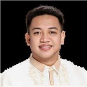 Level Up Your Game: Expert English Tutoring for Sports Fans, Social Science Buffs, and Research Pros