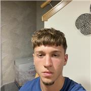 Mi nombre es Andrés Villares y ofrezco clases de matemáticas particulares o grupales desde nivel primaria hasta bachillerato