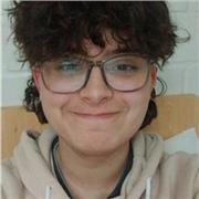 Profesor con más de 8 años de experiencia tocando guitarra para todas las edades desde los 6 años