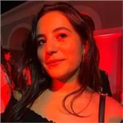 Profesora titulada situada en A Coruña ofreciendo clases particulares o cursos de cualquier nivel y para todas las edades.