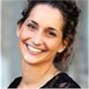 Laureata in lingue offro ripetizioni per ragazzi delle scuole medie e superiori ma anche primari