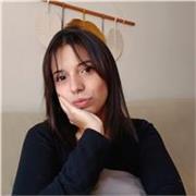 Maestra de nivel primario, dos clases de forma presencial y virtual