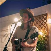 Profesor de guitarra, bajo y ukelele en Delicias, (Madrid). Modalidad presencial, online y a domicilio