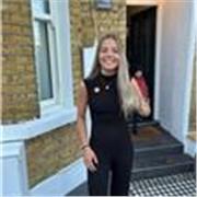I am an outgoing individual, looking to help and inspire other students. I give private lessons personalised for each individual.