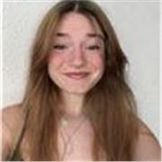 Profesora de inglés apta para todas las edades y niveles.