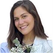 Psicóloga bilingüe, profesora de inglés en mis tiempos libres, con experiencia académica, oral y escrita. Crecí hablando inglés