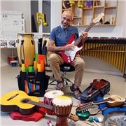 Lezioni di chitarra, presenze e onlie, da zero, accordi, scale, canzoni, armonia alla chitarra