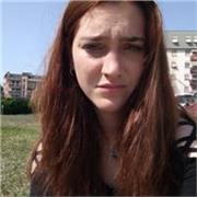 Laureata in Matematica applicata con laurea magistrale in informatica propone lezioni di matematica e su necessità altre materie.