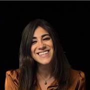 Professoressa di Matematica e Fisica: Approccio Educativo Innovativo e Personalizzato per Ogni Studente