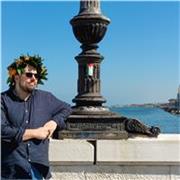 Diplomato in composizione offre lezioni online di armonia musicale e/o fondamenti di composizione
