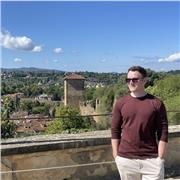 Nachhilfelehrer für Mathe und Physik, Student im 7. Semester