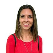 Profesora para dar clases de derecho constitucional y derecho administrativo