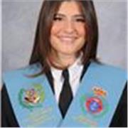 Profesora de apoyo escolar para alumnos y alumnas de educación Primaria
