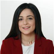 Ripetizioni scolastiche per scuole elementar, medie e superiori e lezioni di preparazione per gli esami B1 e B2. Sono Laureata e Specializzata in Economia
