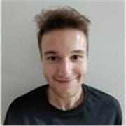 Estudiante de Física en 3ro de carrera y con muchos años de experiencia en el ámbito de la enseñanza particular.
