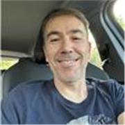 Profesional que busca un mayor impacto en la sociedad acompañando adolescentes en su desarrollo personal.
