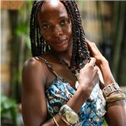 I give engaging 1:1 and group classes for young children, teens and adults. Using art, music and creative processes.