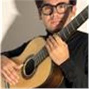 Insegnante di chitarra classica, studente del conservatorio Puccini a Gallarate