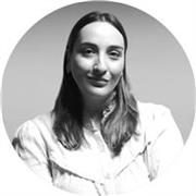 Docente de marketing digital, especializada en el área de comunicación cultural