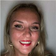 Élève avocate et major de promotion, en master de droit public. Je donne des cours de droit et de méthodologie juridique.