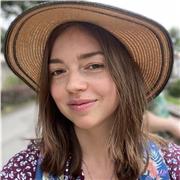 Enseignant pour aide aux devoirs, cours de français et entraînement à l'oral
