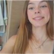 Soy una estudiante de segundo de bachillerato, a parte de matematicas tambien puedo ayudar en lengua, ingles o fisica