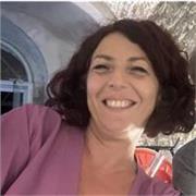 Laureata in lettere classiche con 24cfu impartisce lezioni di latino