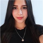 Estudiante universitaria del grado de Turismo, con conocimiento de inglés avanzado y título del B2 en el idioma, ofrece clases tanto a niños, como adolescentes y adultos en Valencia