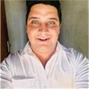Hello everyone, and welcome! My name is Elmo, and I’m thrilled to be your guide on this exciting learning journey. With a passion 