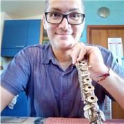 Musicista / Insegante di flauto traverso classico/moderno/jazz
Corsi di teoria, improvvisazione e musica d'insieme.
Laureato presso il Conservatorio G. Verdi di Torino
Perfezionamenti in musica classica e jazz in Italia, Belgio, Spagna