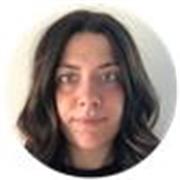 insegnante laureata in materie giuridiche con esperienza pluriennale nell'insegnamento anche presso scuola primaria.