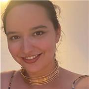 Profesora particular de alemán e inglés hasta de inicio a C2. Profesora de apoyo para Bachillerato de Humanidades y Lengua