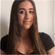 Després de cursar batxillerat científic ara sóc estudiant de primer d'infermeria, ofereixo classes a nens de primària i ESO