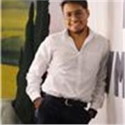Profesor de Marketing da clases a todas las personas que estan iniciando su emprendimiento