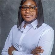 I am a patient and structured science tutor who focuses on making complex concepts simple and easy to understand.