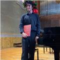 Studente di pianoforte al conservatorio di bologna offre lezioni di pianoforte pratica e teoria musicale