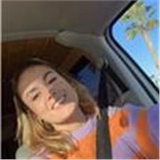 Profesora de francés nativa y profesora de primaria