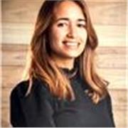 Motivierte Spanisch- und Englischlehrerin mit 8+ Jahren Erfahrung