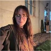 Estudiante del grado de Filología Clásica en la UGR. Apoyo para estudiantes de bachillerato.