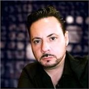 Marketer con track record misurabile insegna ciò che pratica: digital strategy, SEO, brand e e-commerce. Risultati reali, lezioni