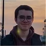Etudiant en médecine donne des cours de Physique