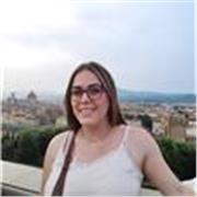 Profesora de repaso de niños de inglés