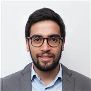 Profesor de ciencias políticas y administración pública con +10 años de experiencia en docencia y guía de tesis