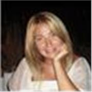 İ am a well experienced private piano harp and singing tutor