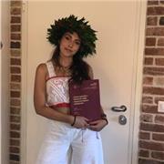 Insegnate bilingue italiano e francese disponibile per aiuto compiti a ragazzi e ragazze o a chiunque abbia voglia di imparare il francese