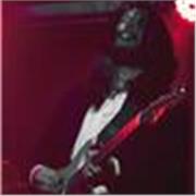 Profesor de guitarra para alumnos que recién empiecen en el instrumento o intermedios que quieran pasar al siguiente nivel