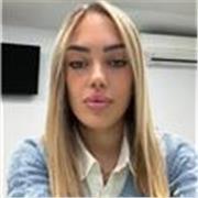 Docente de infantil y primaria apta para todos los niveles. 