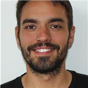 Graduado en Director de Fotografía por la Universidad del Cine de Buenos Aires y Tecnecio en Realización Audiovisual por la escuel