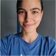 Profesora titulada en Certificate Advanced English ( CAE) 